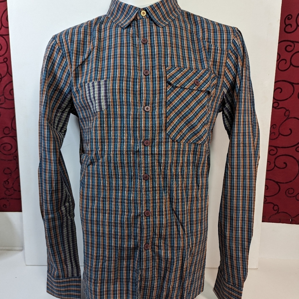 ZAK Men's Long sleeve Button up Shirt. NWT. Different Plaid on front